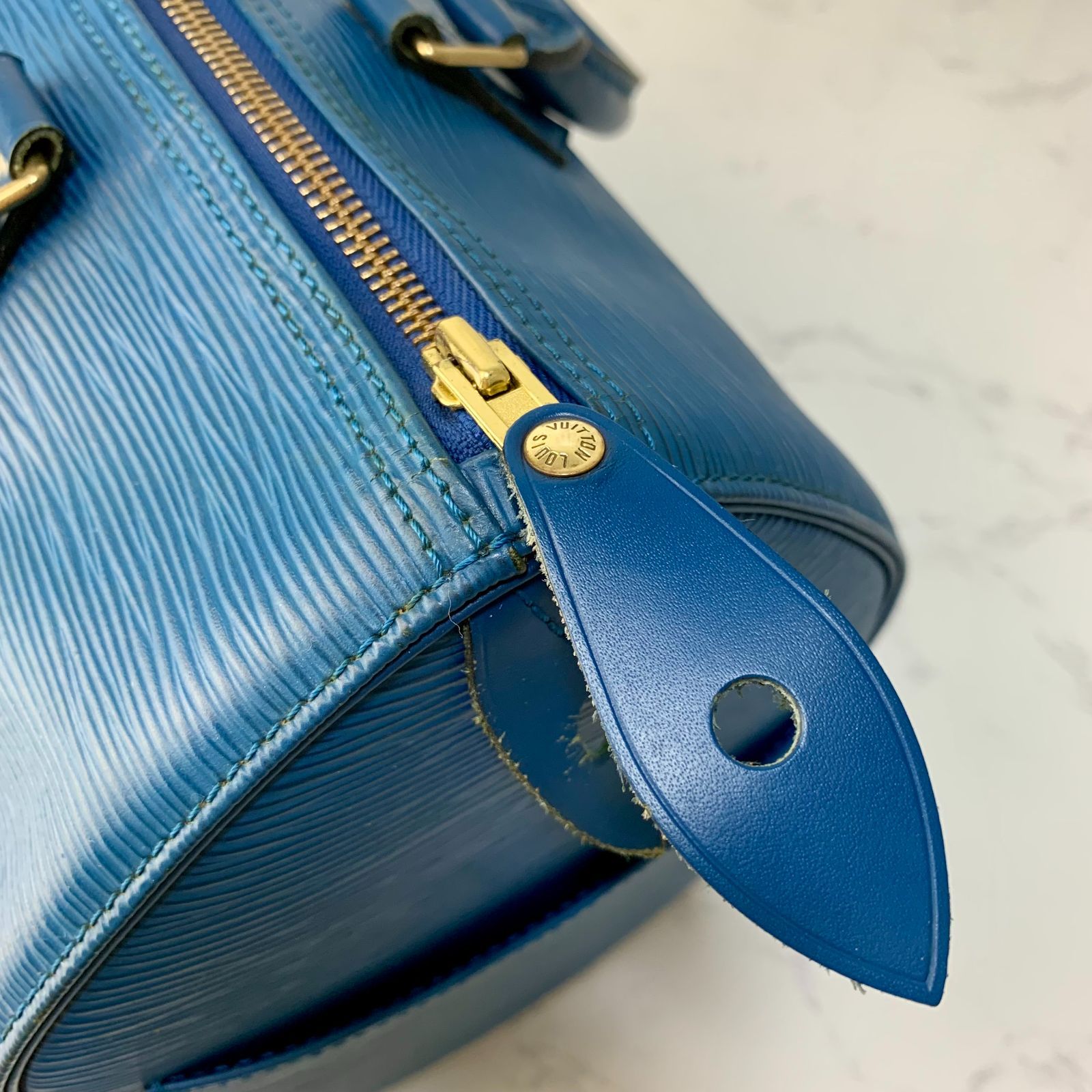 LOUIS VUITTON エビ　ブルー　スピーディー30 ルイヴィトン】M43005 エピ スピーディ30 トレドブルー ハンドバッグの