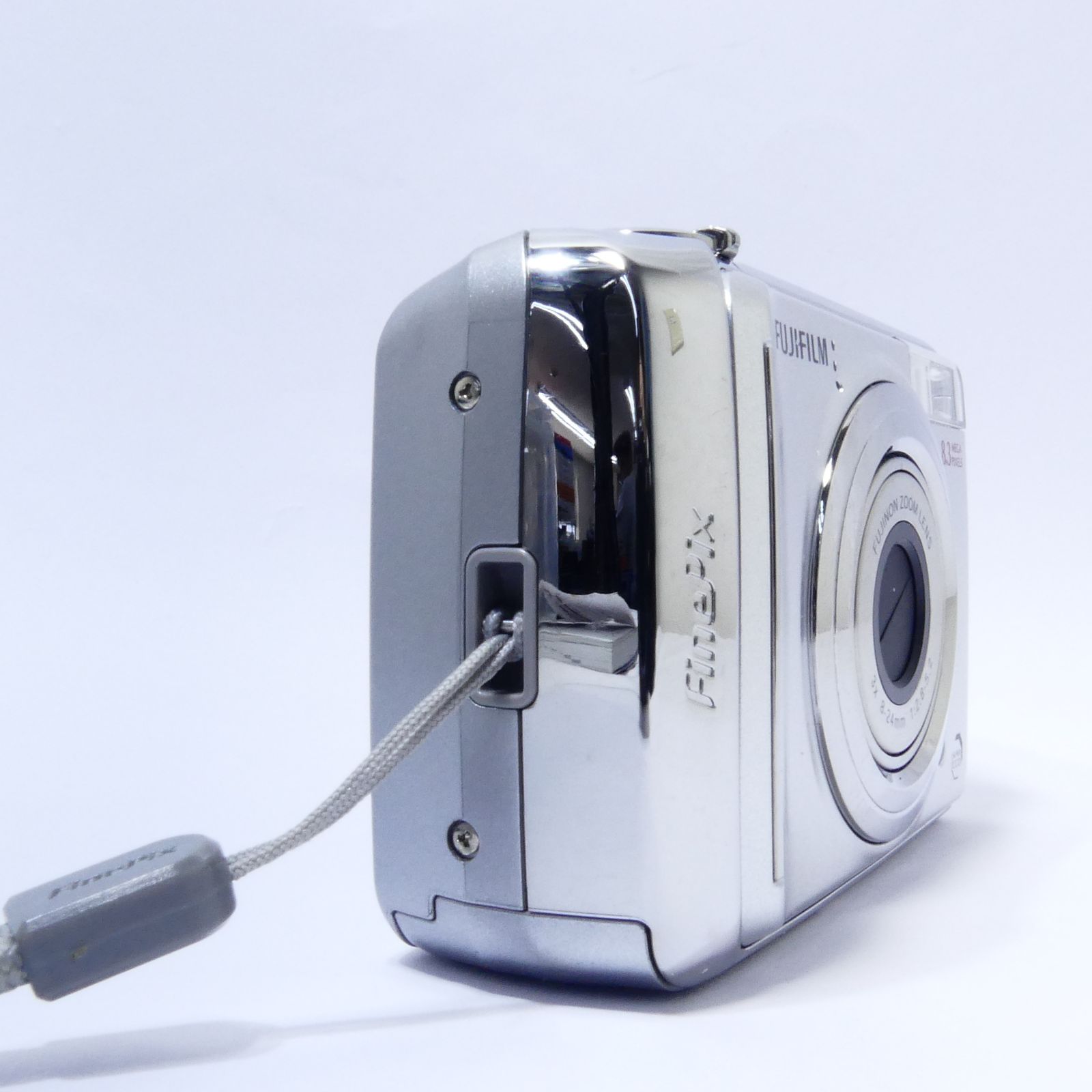 FUJIFILM Finepix A800 3x 8-24mm 1:2.8-5.2 デジタルカメラ 