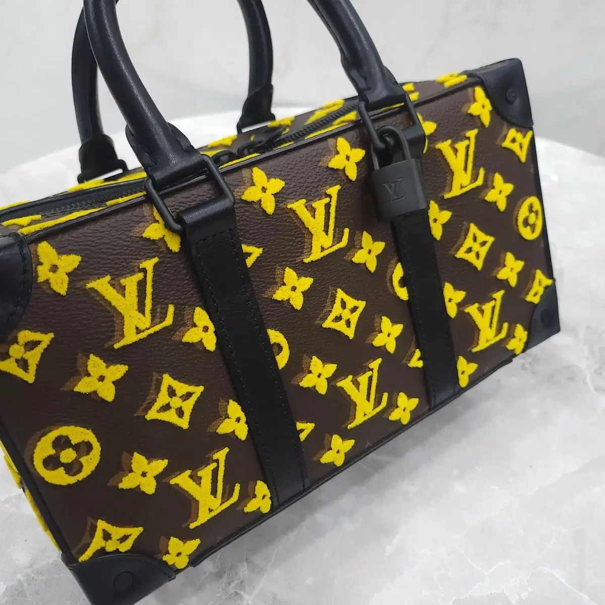 Buy from Japan Easily