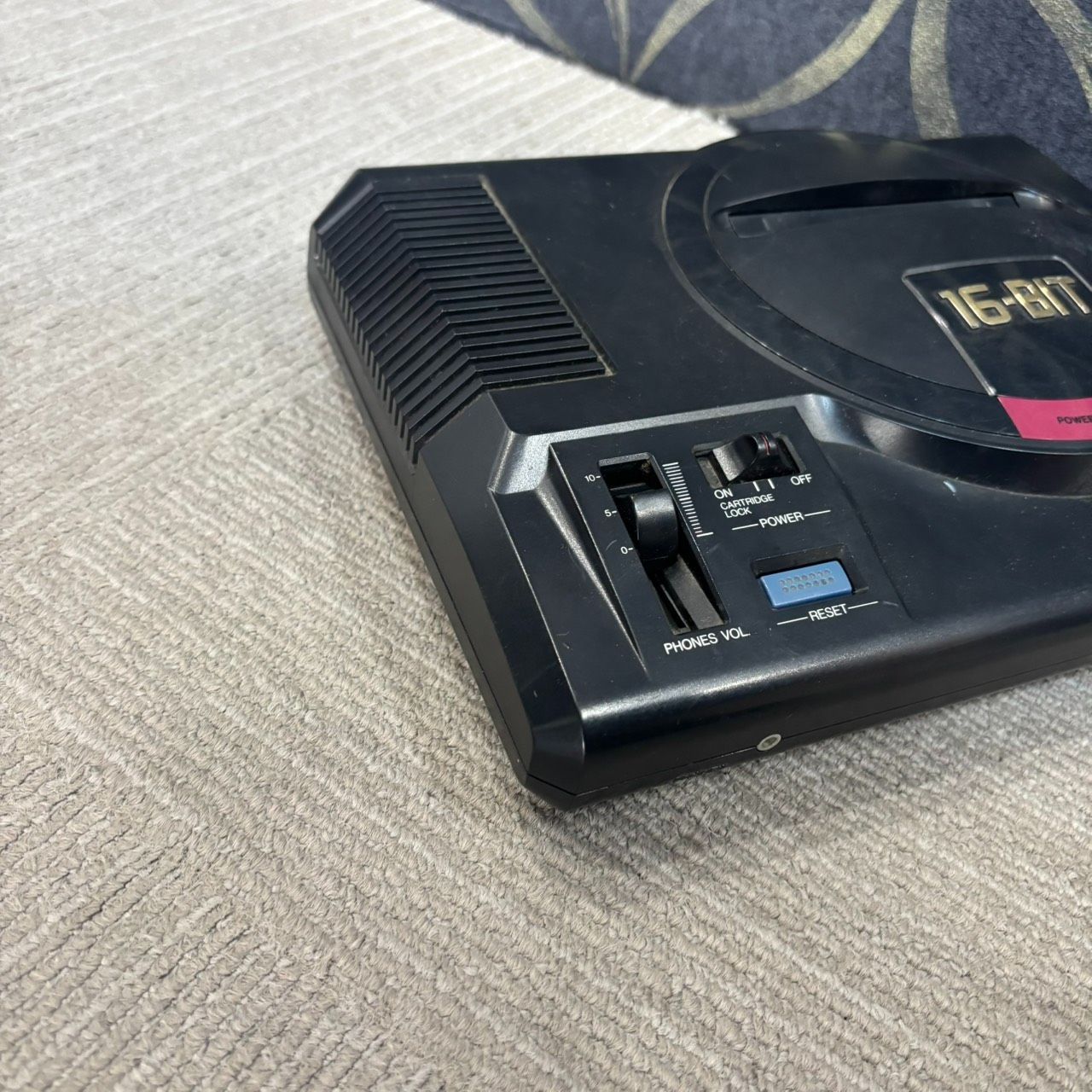 SEGA セガ メガドライブ HAA-2510 16-BIT コントローラー1個 コード有 