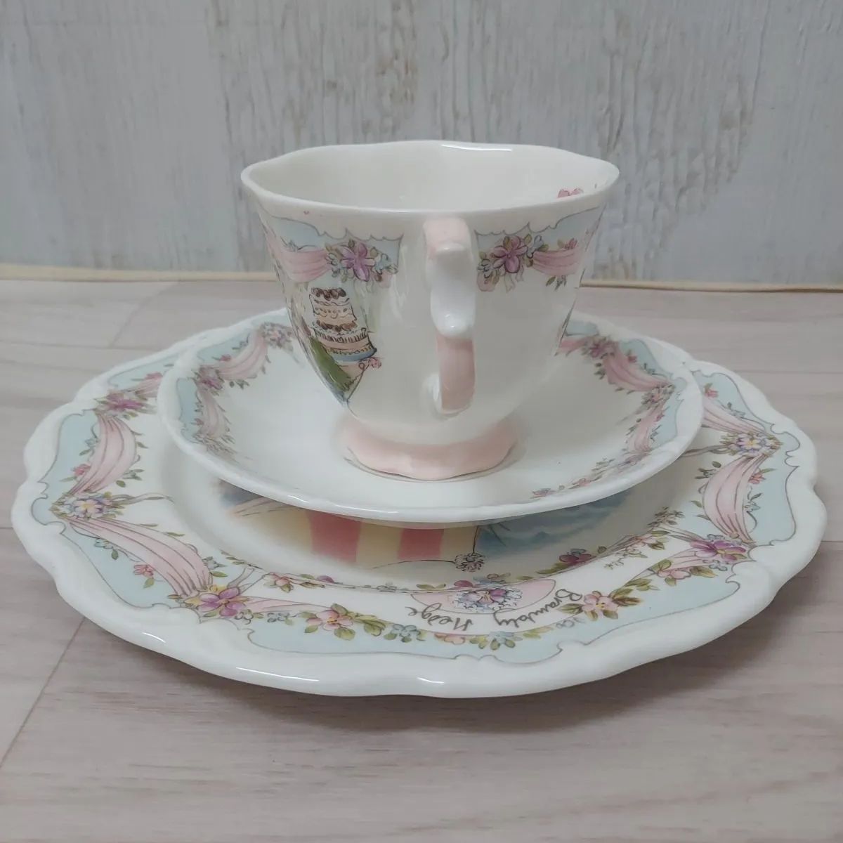 美品！ロイヤルドルトン トリオセット 廃盤 ブランブリーヘッジ 