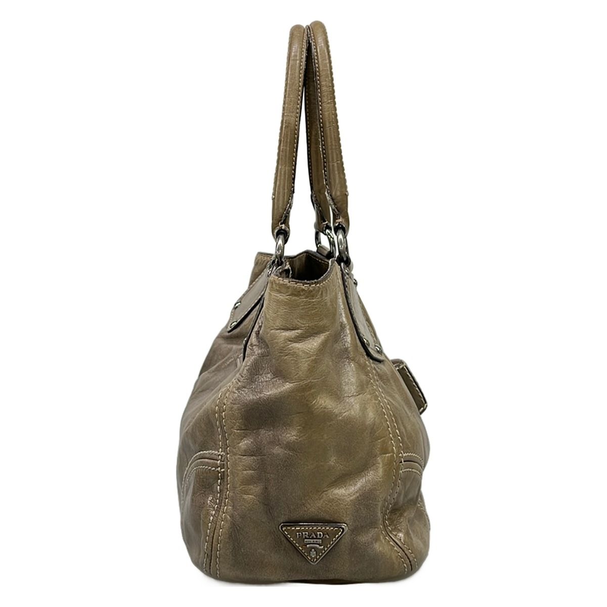 PRADA(プラダ) ショルダーバッグ - BR4660 カーキ 革タグ レザー PRADA(プラダ) ショルダーバッグ - BR4660 カーキ 革タグ レザー