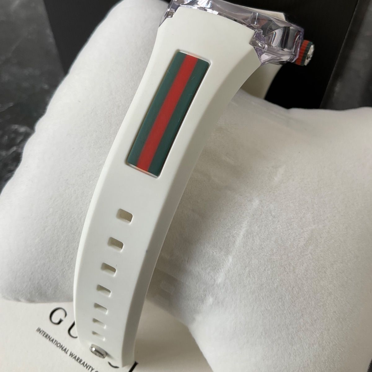 GUCCI グッチ/シンク・ホワイト/レディース/クオーツ/YA137302/187*****/SAランク/75【中古】 Gucci YA137302 Women's Sync Two-Tone Silver Rubber Watch, 36mm