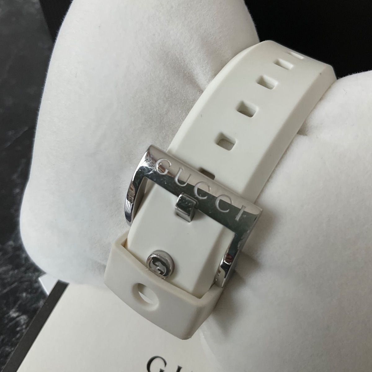 グッチ GUCCI 腕時計 グリップ 157.5 スクエア ホワイト文字盤 白 GGロゴ SS クオーツアナログ 【中古】 GUCCI - グッチ GUCCI 腕時計 グリップ 157.5 スクエア ホワイト文字盤