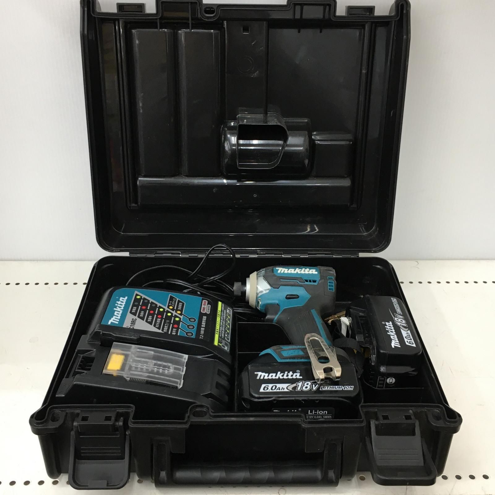 MAKITA マキタ 18V 充電式インパクトドライバ 充電器・充電池2個 