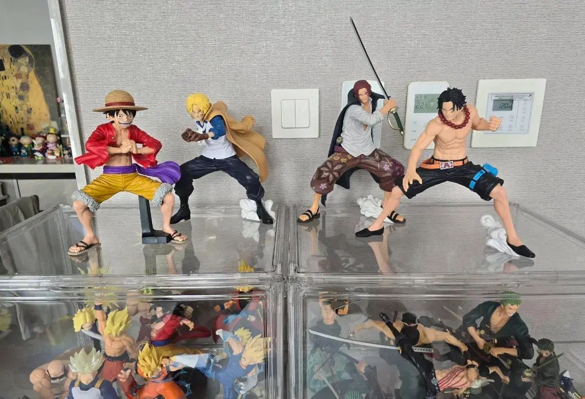 ONE PIECE ルフィ エース サボ シャンクス　ロー　フィギュア　まとめ ワンピース フィギュア エース サボ ルフィ シャンクス 4体セット