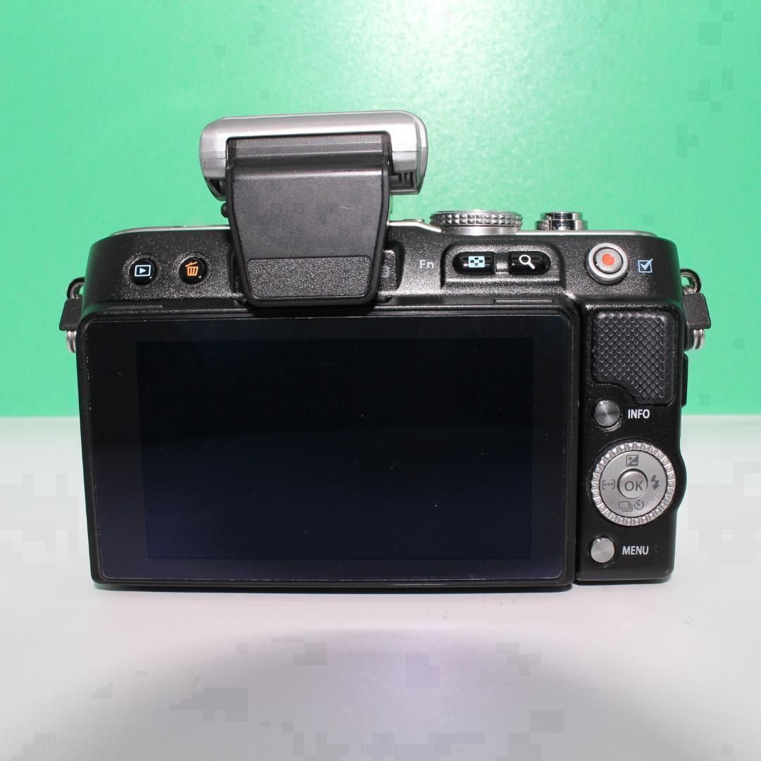 【動作確認済・ショット数7207】OLYMPUS E-PL3 ストロボ付 動作確認済・ショット数7207】OLYMPUS E-PL3 ストロボ付 - メルカリ