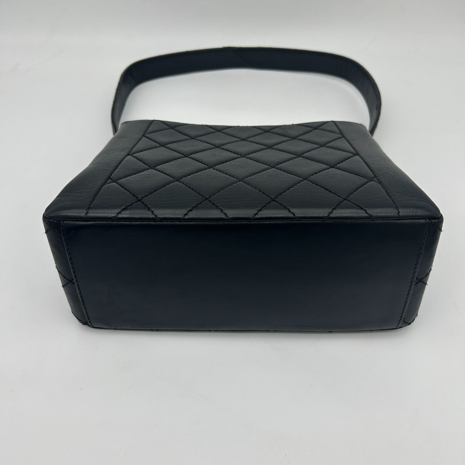 CHANEL （シャネル） マトラッセ ダイアナフラップ ショルダーバッグ 4 