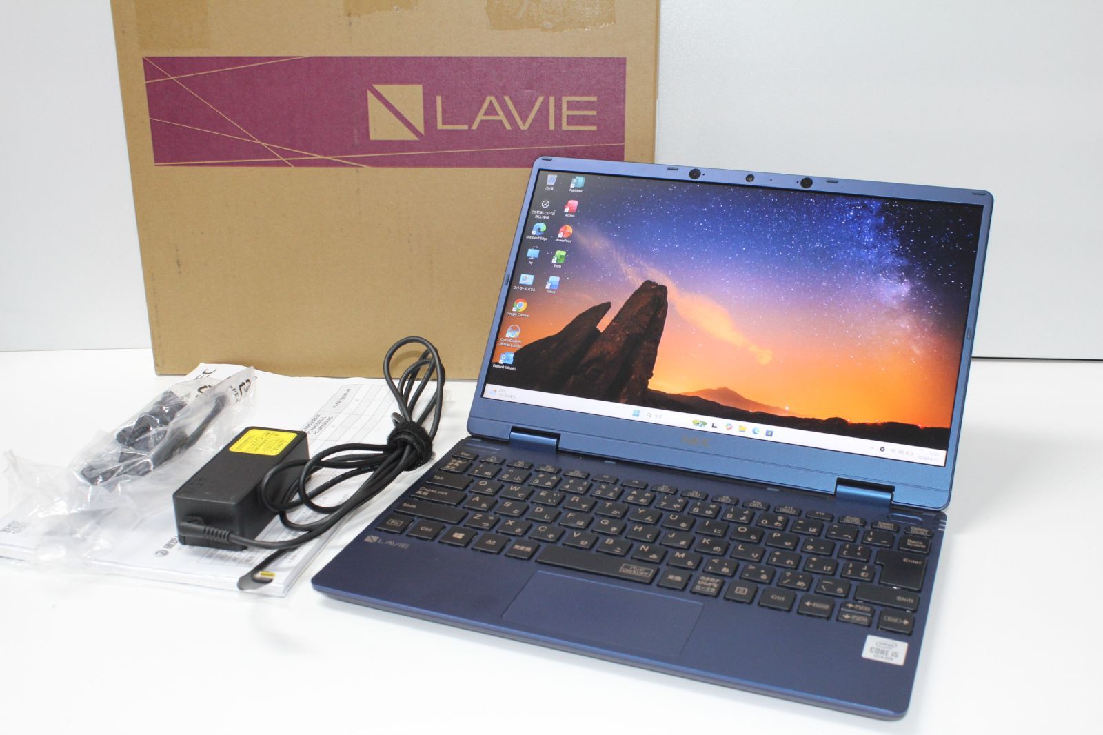 現状品/中古ノートPC】NEC〈LAVIE NM550/RAL〉Intel Core i5/SSD256GB