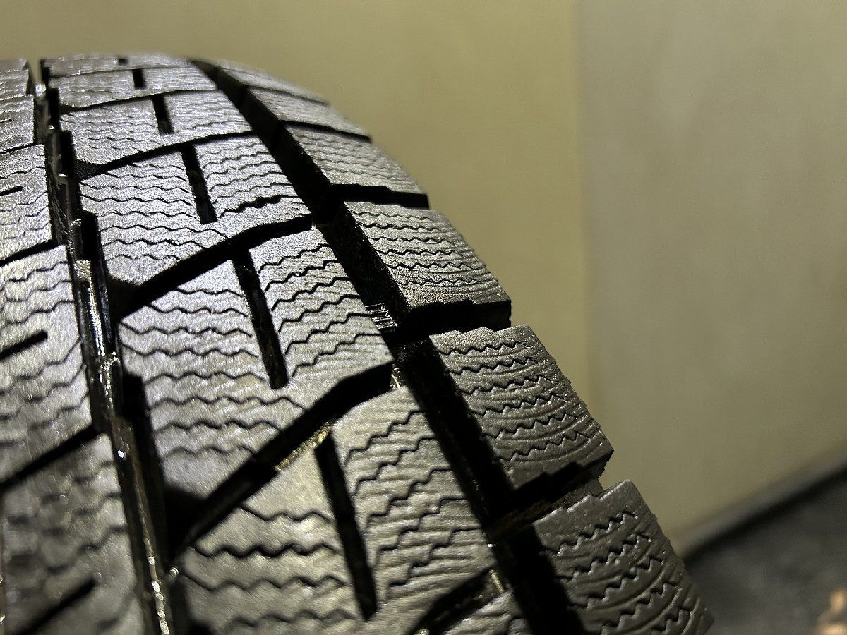 走行短め】DUNLOP WINTER MAXX SJ8+ 225/60R17 17インチ スタッドレス