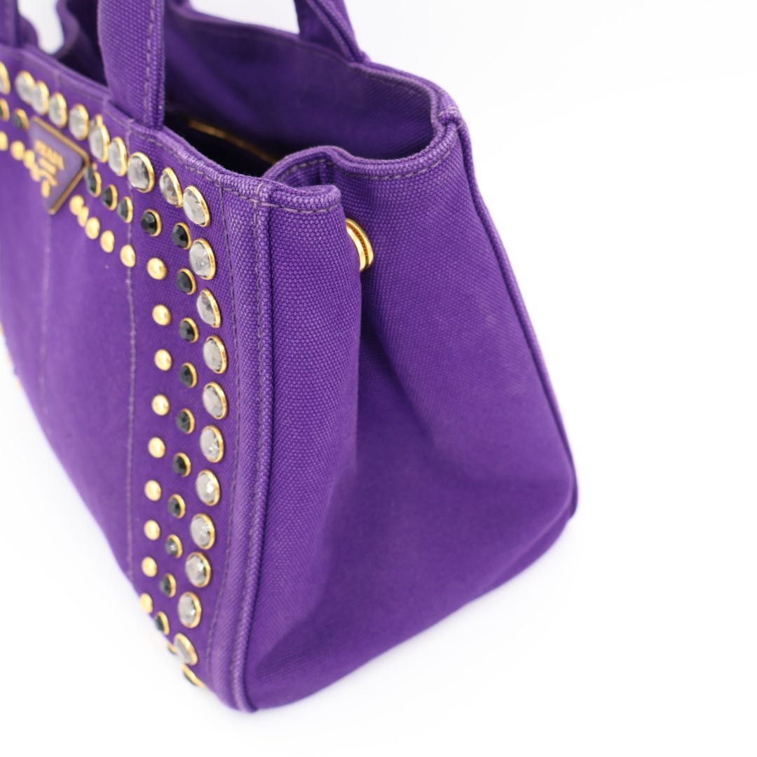 希少 PRADA プラダ 紫色 ビジュー装飾 クラッチバッグ BP332Z Prada Viola Raso Ricamo Jeweled Clutch Bag - BP332Z | Yoogi's Closet
