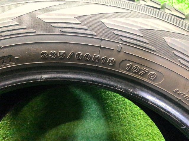 中古】スタッドレス タイヤ 18インチ 22年製 2本 235/60R18 ヨコハマ