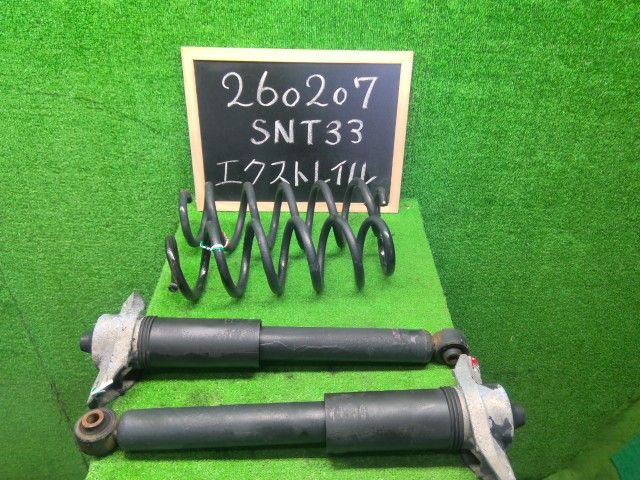 【中古】エクストレイル 6AA-SNT33 リア ストラット・アブソーバーセット E6210-6RR6C 自社品番260207 QAB