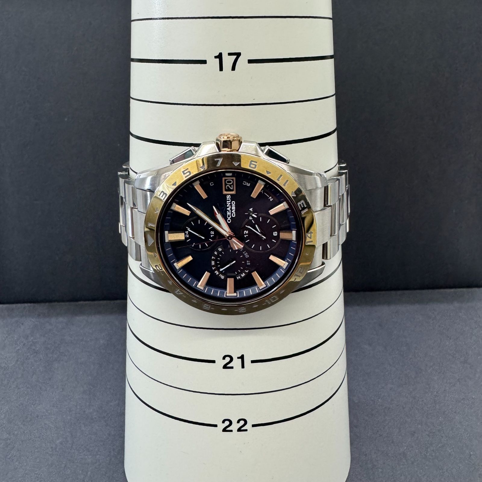 中古品】CASIO オシアナス 15th OCW-T3000C-2AJF 電波ソーラー腕時計 