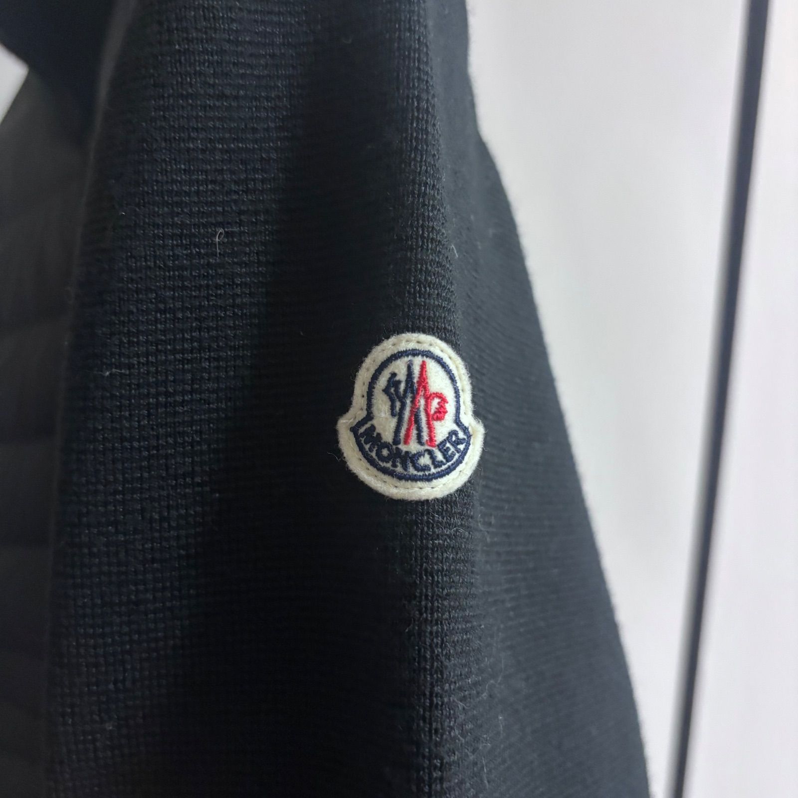 モンクレール MONCLER☆2023〜2024秋冬☆定番ハイブリッドダウンニット