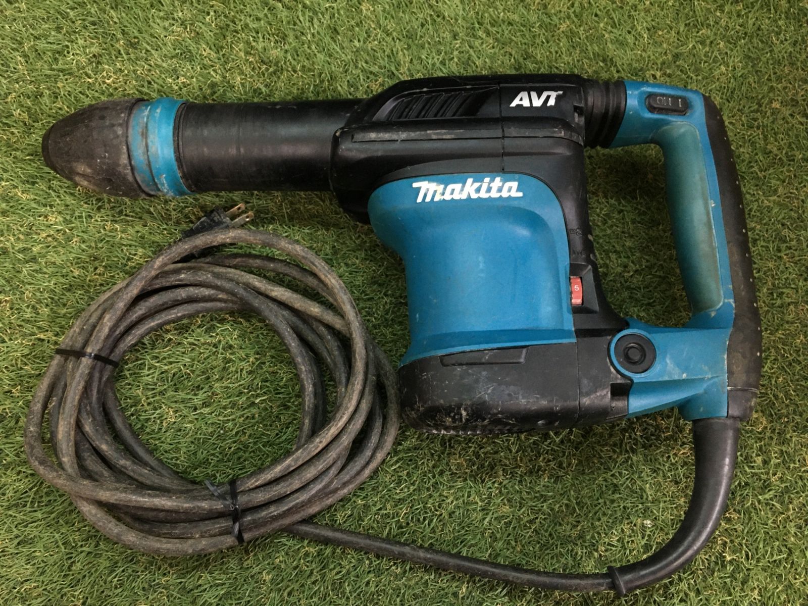中古品】【0906】☆makita(マキタ) 電動ハンマ (SDSマックスシャンク 