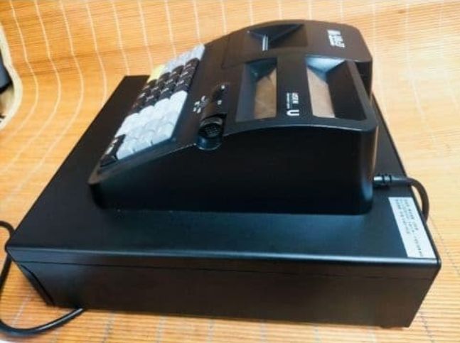 USENレジスター　軽減税率対応　感熱紙　人気コンパクト型　624443 USENレジスター 軽減税率対応 感熱紙 人気コンパクト型 004446 - メルカリ