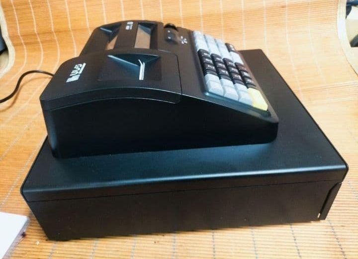 USENレジスター　軽減税率対応　感熱紙　人気コンパクト型　624443 USENレジスター 軽減税率対応 感熱紙 人気コンパクト型 004446 - メルカリ