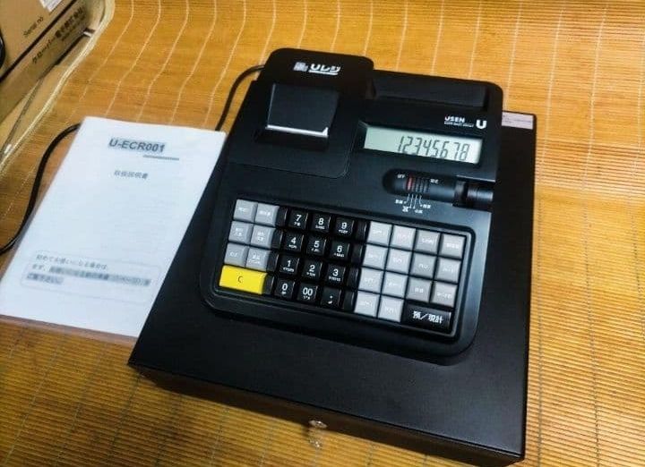 8120 年式大事 USEN レジスター インボイス 軽減税率対応 USENレジスター 軽減税率対応 感熱紙 人気コンパクト型 004446 - メルカリ