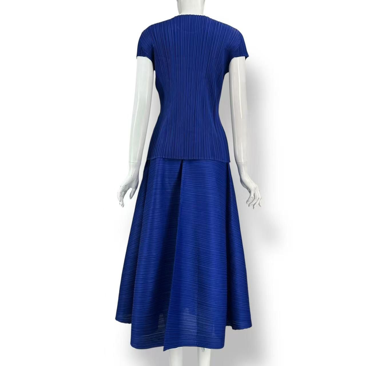 極美品 PLEATS PLEASE BASICS トップス BASICS – ISSEY MIYAKE ONLINE STORE