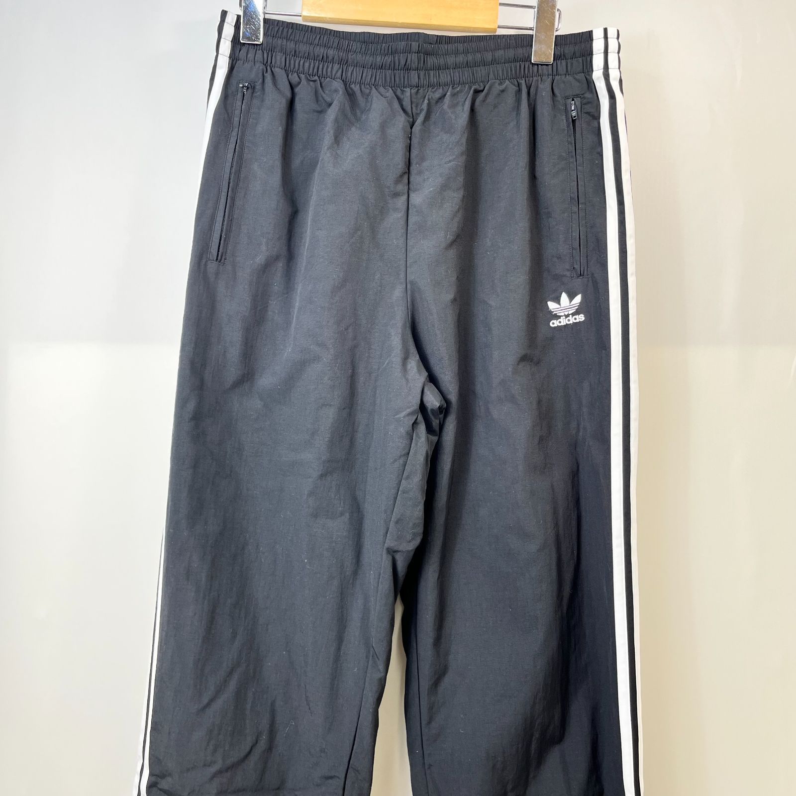 adidas アディダス L BLACK IT2501 ウーブン ファイヤーバード 