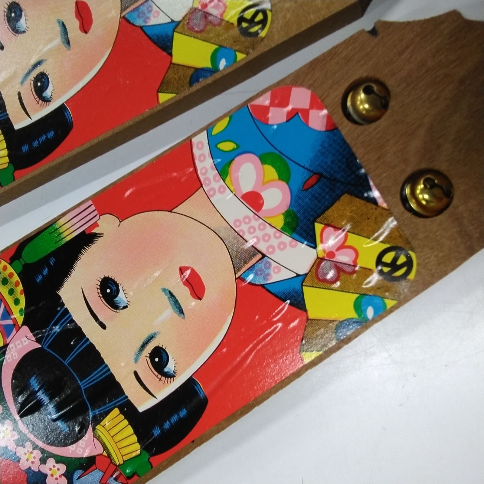 レトロ 伝統的な木製玩具「羽根突き」に使われる羽子板（はごいた）8点
