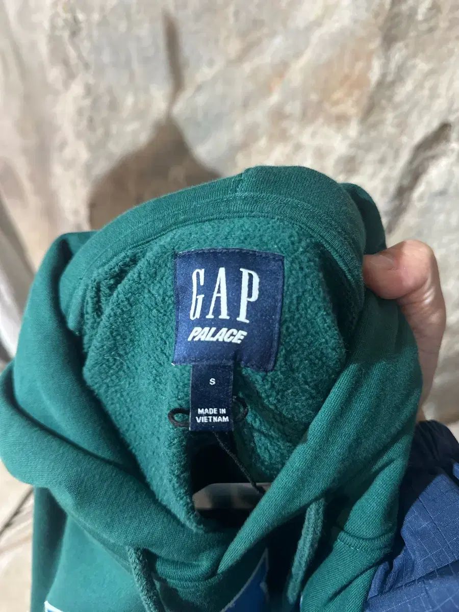 PALACE GAP パーカー　レインフォレスト　グリーン　XL A (未使用に近い)】パレス x ギャップ フード 