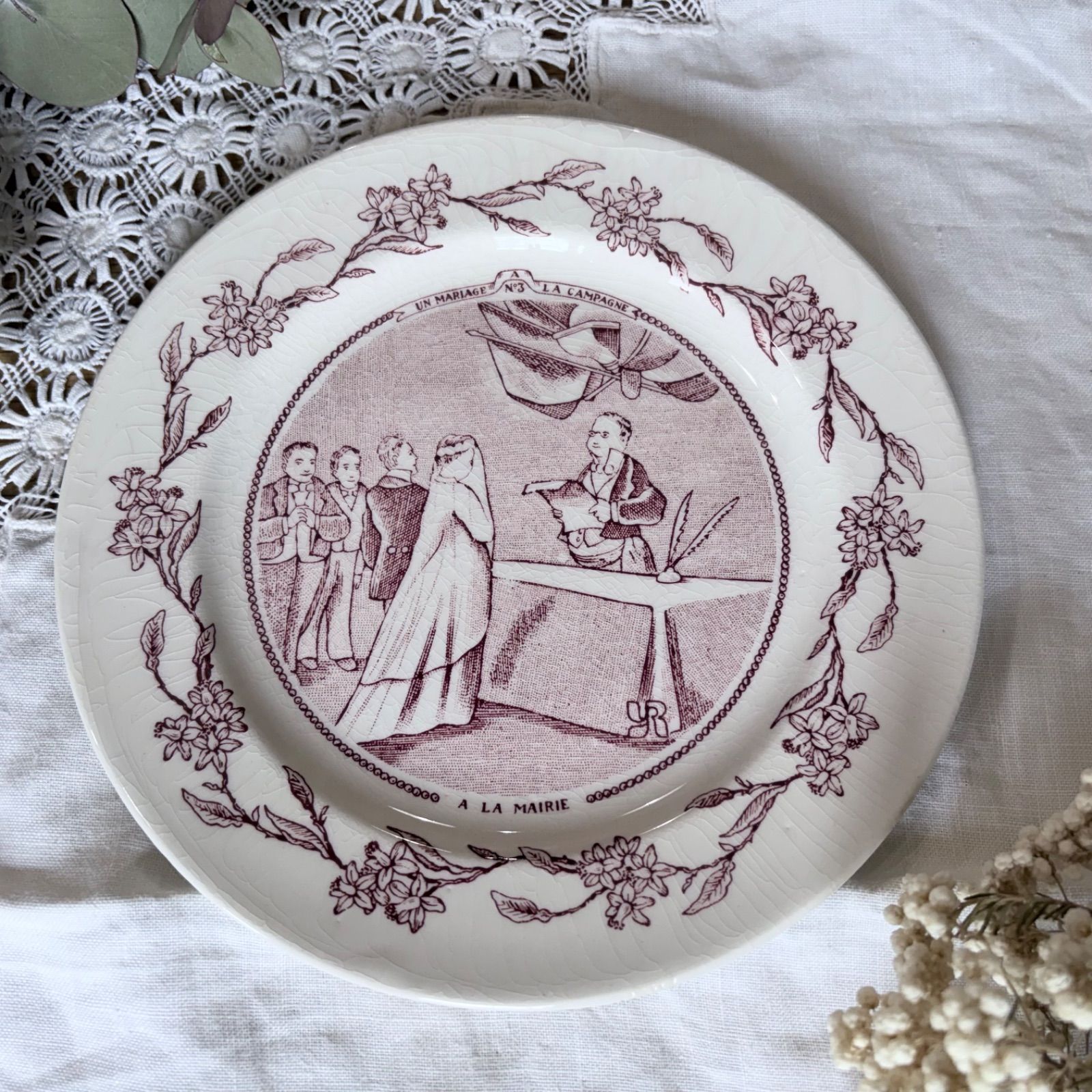 希少　ジアン　GIEN 飾り皿　ハンドペイント フランス　ルネサンス　1900年 フランスアンティーク Gien ジアンのマリアージュ 飾り皿 デザート