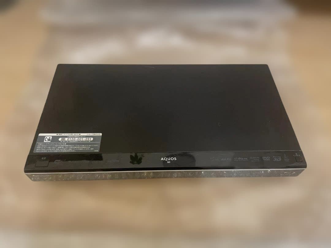 SHARP/AQUOS ブルーレイ BD-W1100 極美品 2番組同時録画 3D対応 1TB