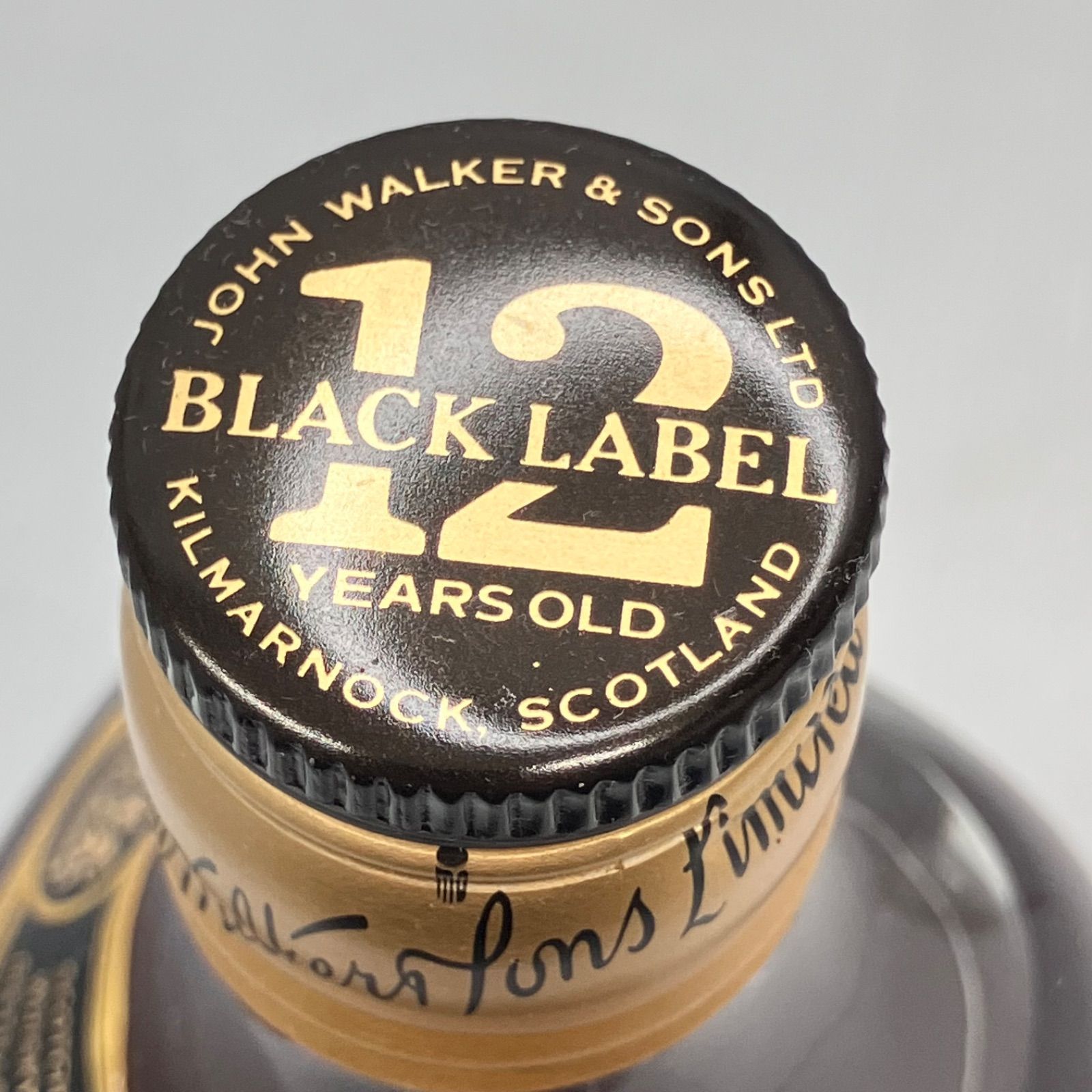 Johnnie Walker 黒ラベル12年　金キャップ　旧ボトル　750ml 未開栓】ジョニーウォーカー ブラック12年 金キャップ古酒 750ml