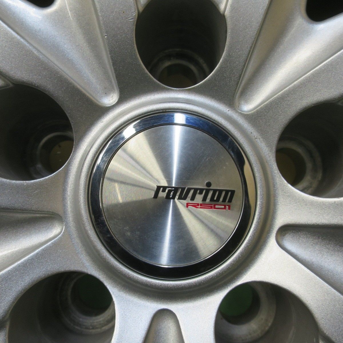 215/60R17 ravrion 7-17+47 5H114.3 17インチ スタッドレスアルミ 4本 22年