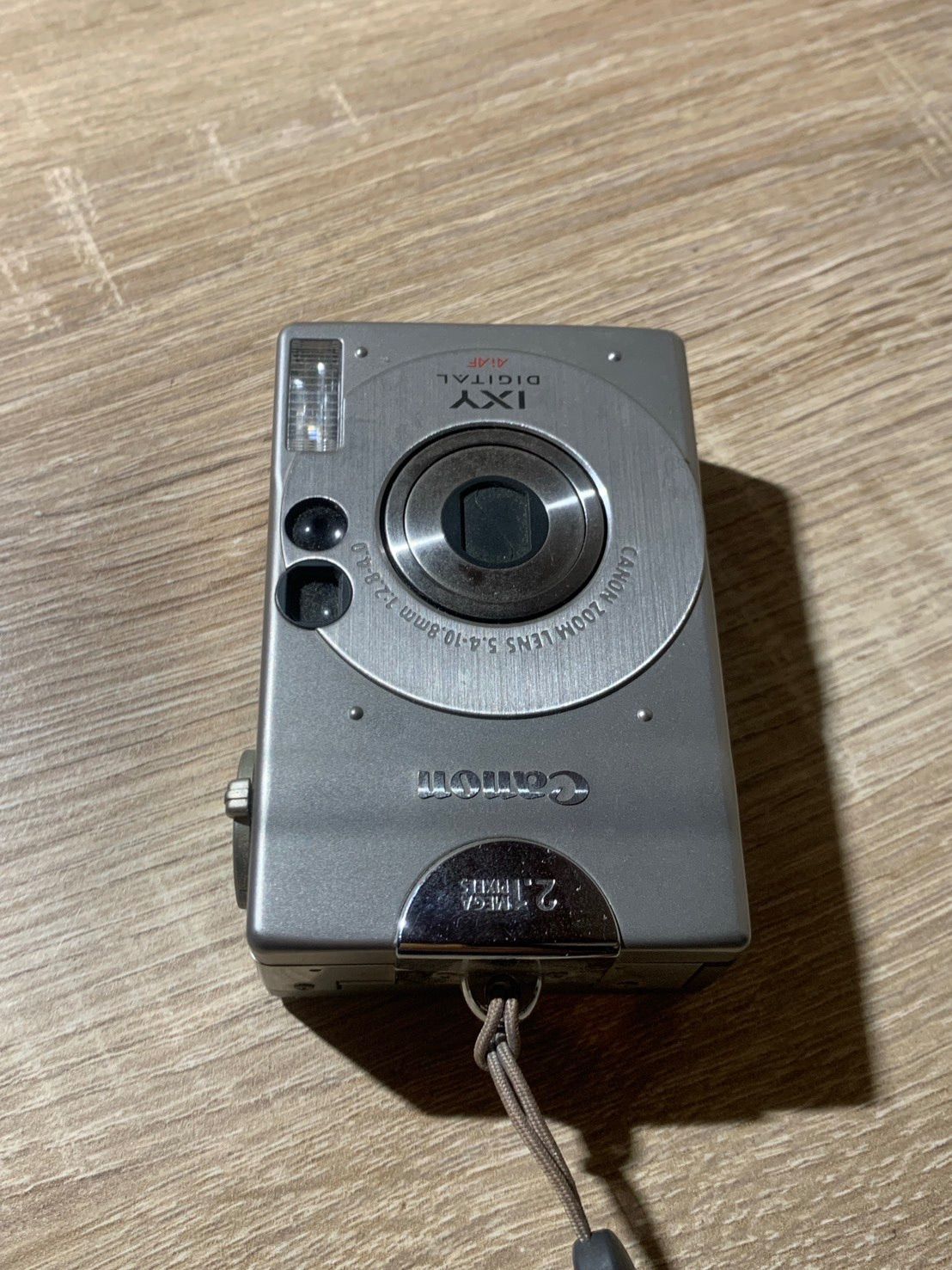 0049 Canon IXY DIGITAL PC1001 シルバー デジカメ ジャンク品【宅