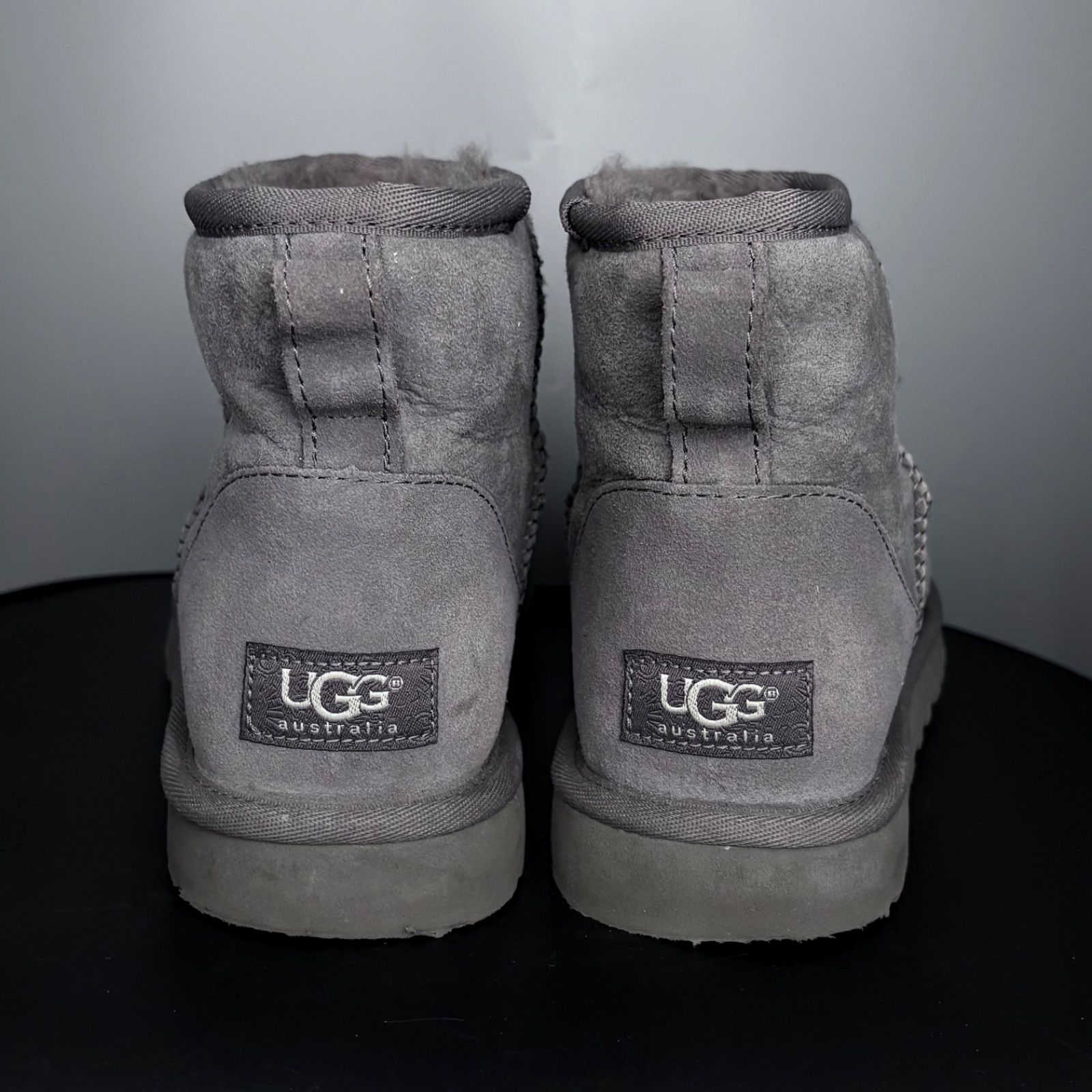 アグ UGG クラシックミニ ムートンブーツ ショートブーツ ラメ ボア