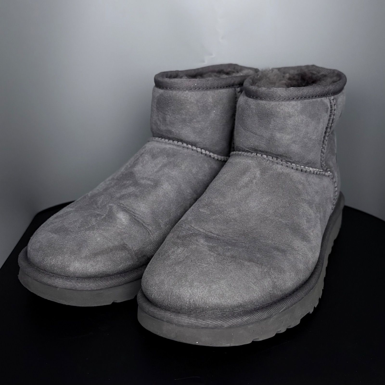 アグ UGG クラシックミニ ムートンブーツ ショートブーツ ラメ ボア
