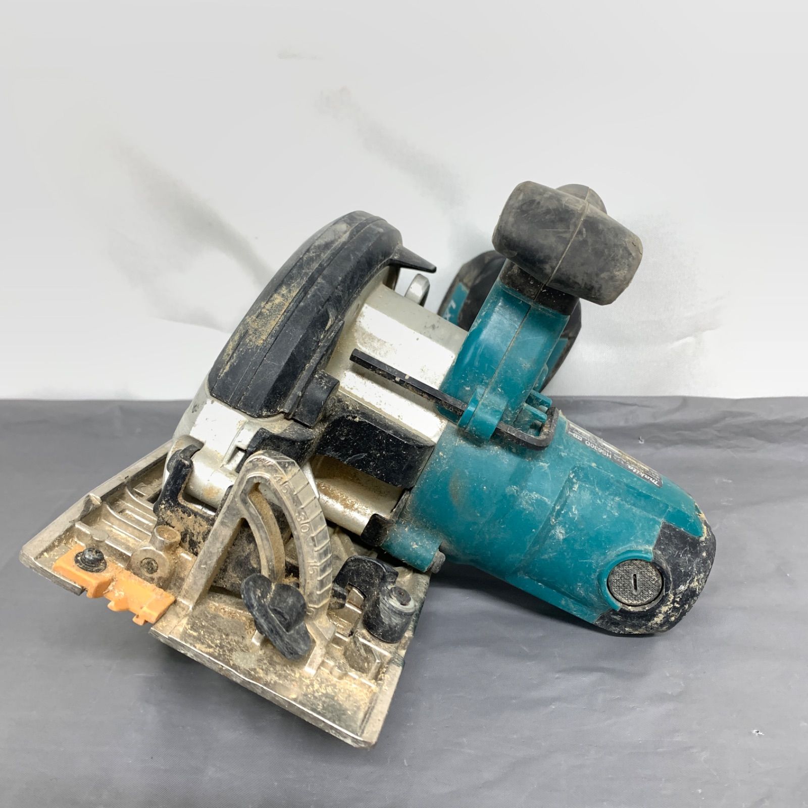 マキタ Makita 充電式丸ノコ HS630D M80422-2