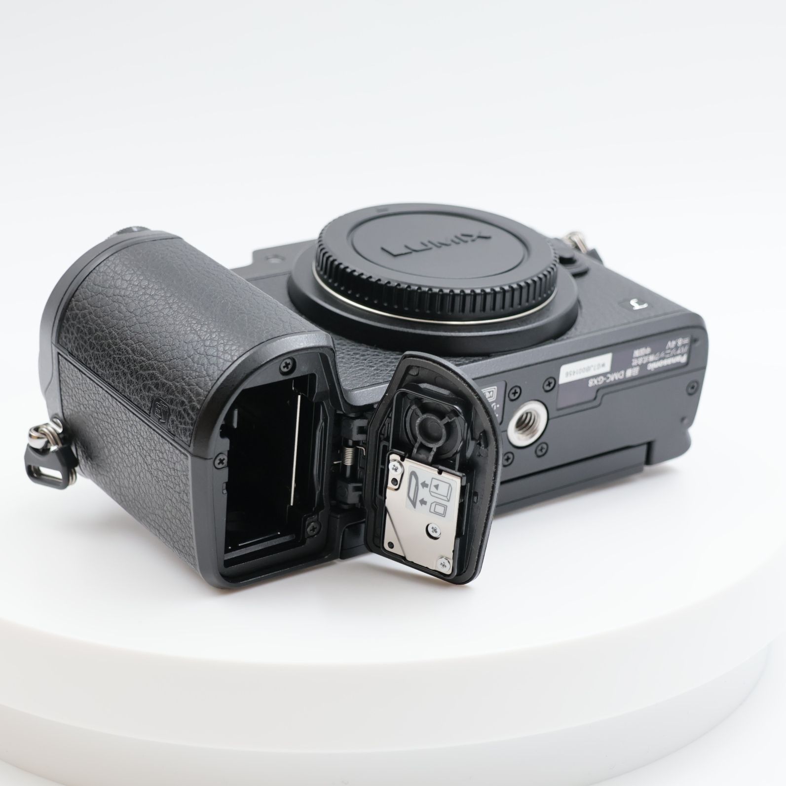 □シャッター数9582枚！極上品□ Panasonic LUMIX GX8 ボディ DMC-GX8 