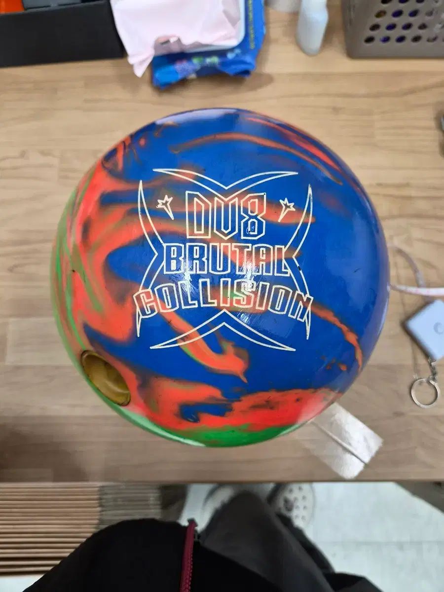 中古ボーリングボール 15p ブルータル 컬리전 Curllion DV8