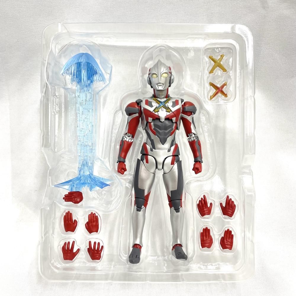 中古】開封)S.H.Figuarts ウルトラマンエックス ウルトラマン ニュー