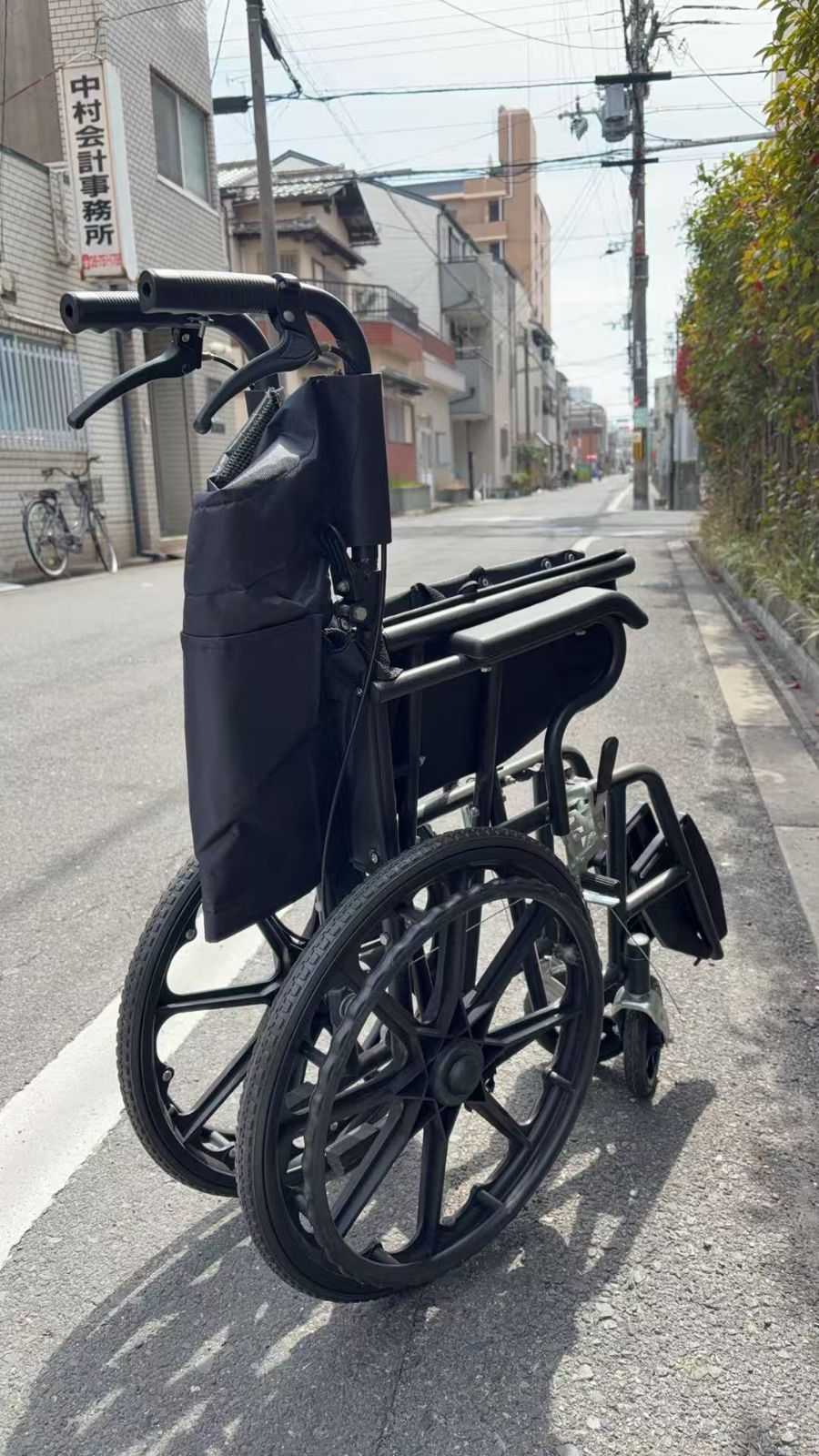 美品】車椅子折り畳み 携帯式 外出用 軽量 介護 自走介助兼用