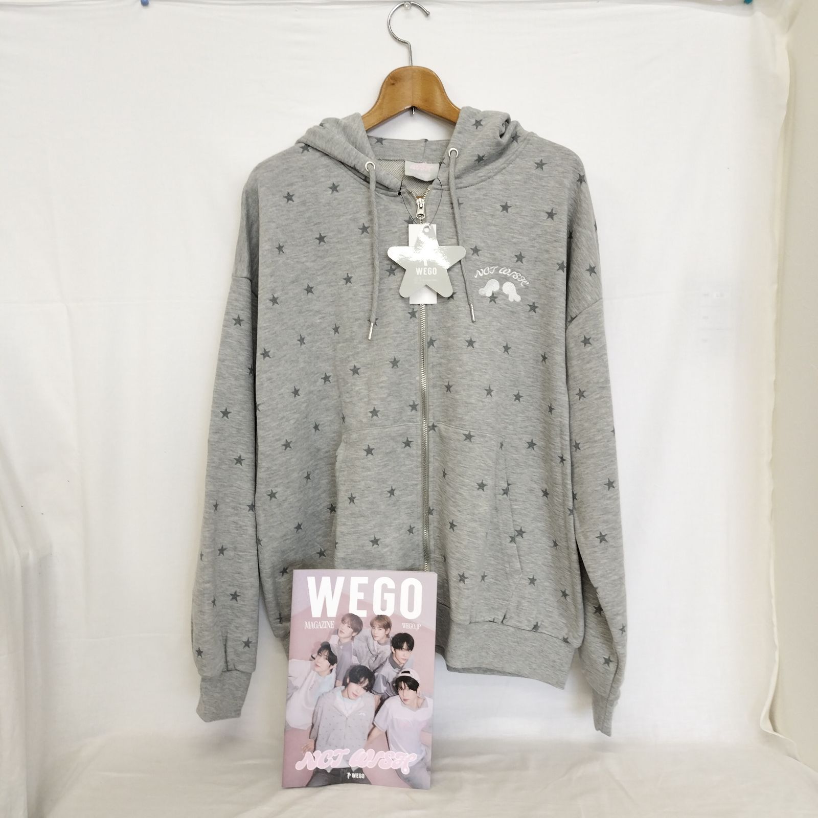 wego nct wishコラボパーカー グレー Lサイズ nct wish wego パーカー Lサイズ - メルカリ