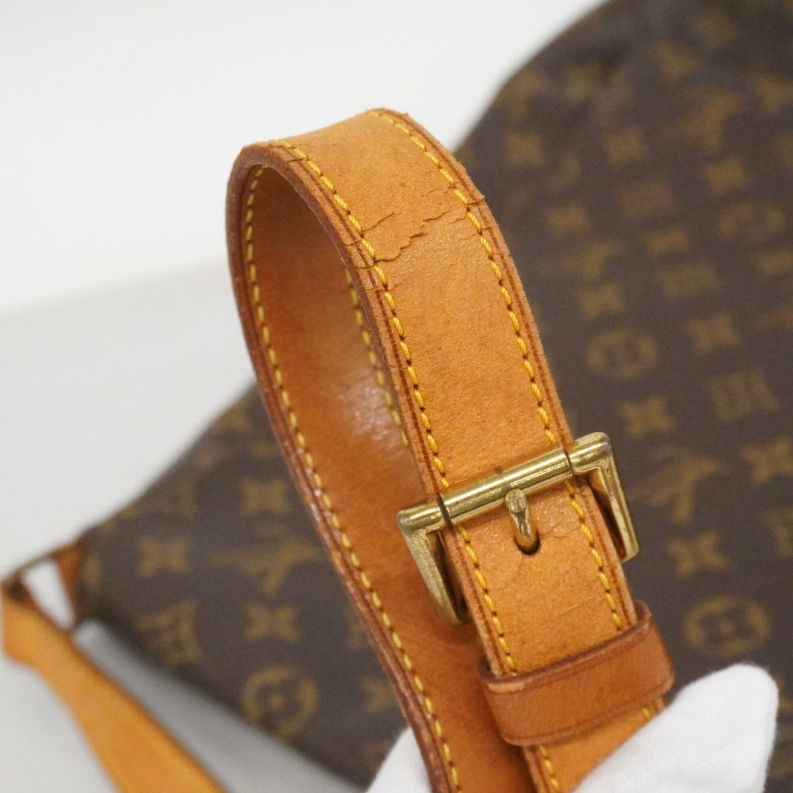 ルイ・ヴィトン(Louis Vuitton) ルイ・ヴィトン ショルダーバッグ