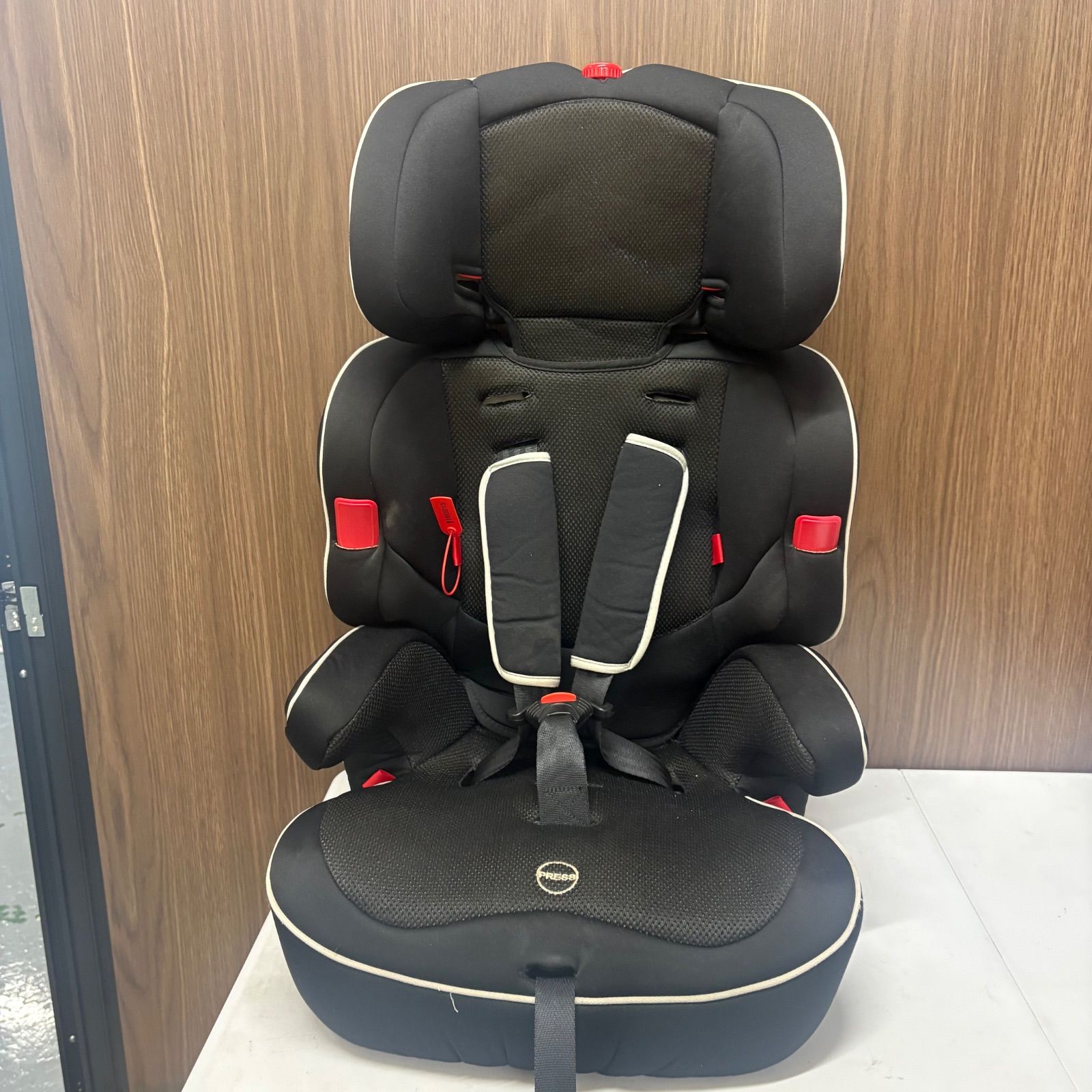 アイリスプラザ　　　　チャイルド、ジュニアシート 41azUnBbBcL.__AC_SR150,300___.jpg