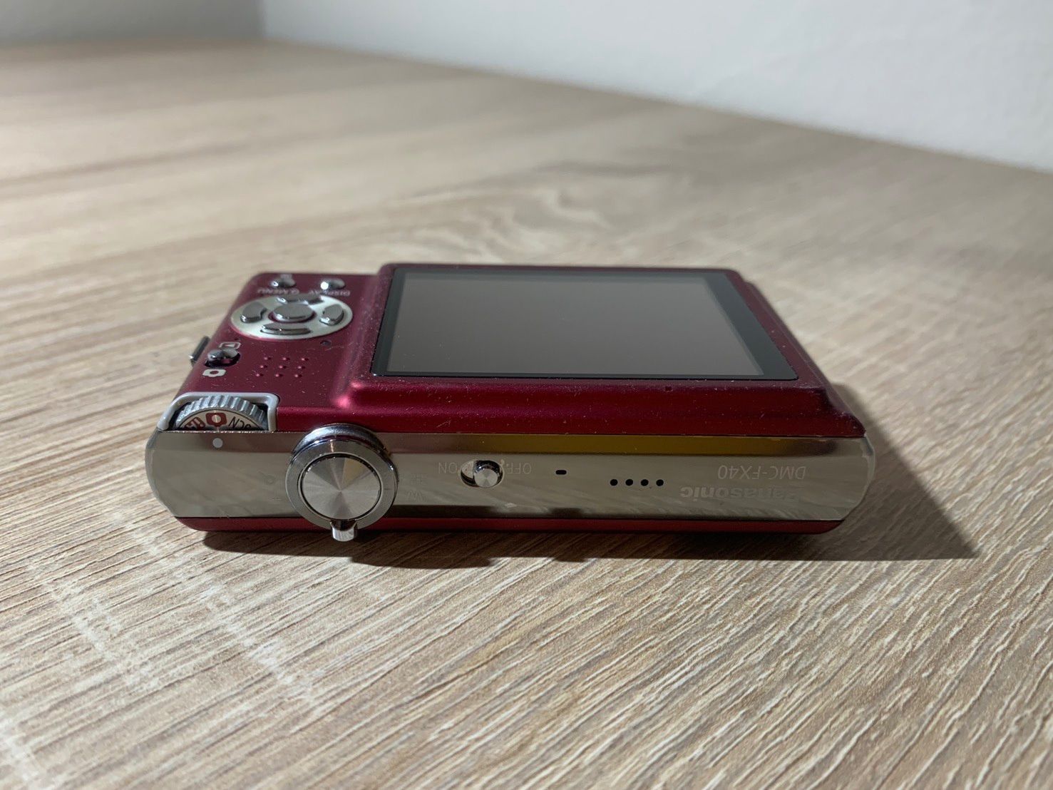 0072 Panasonic Lumix DMC-FX40 レッド デジカメ ジャンク品【宅