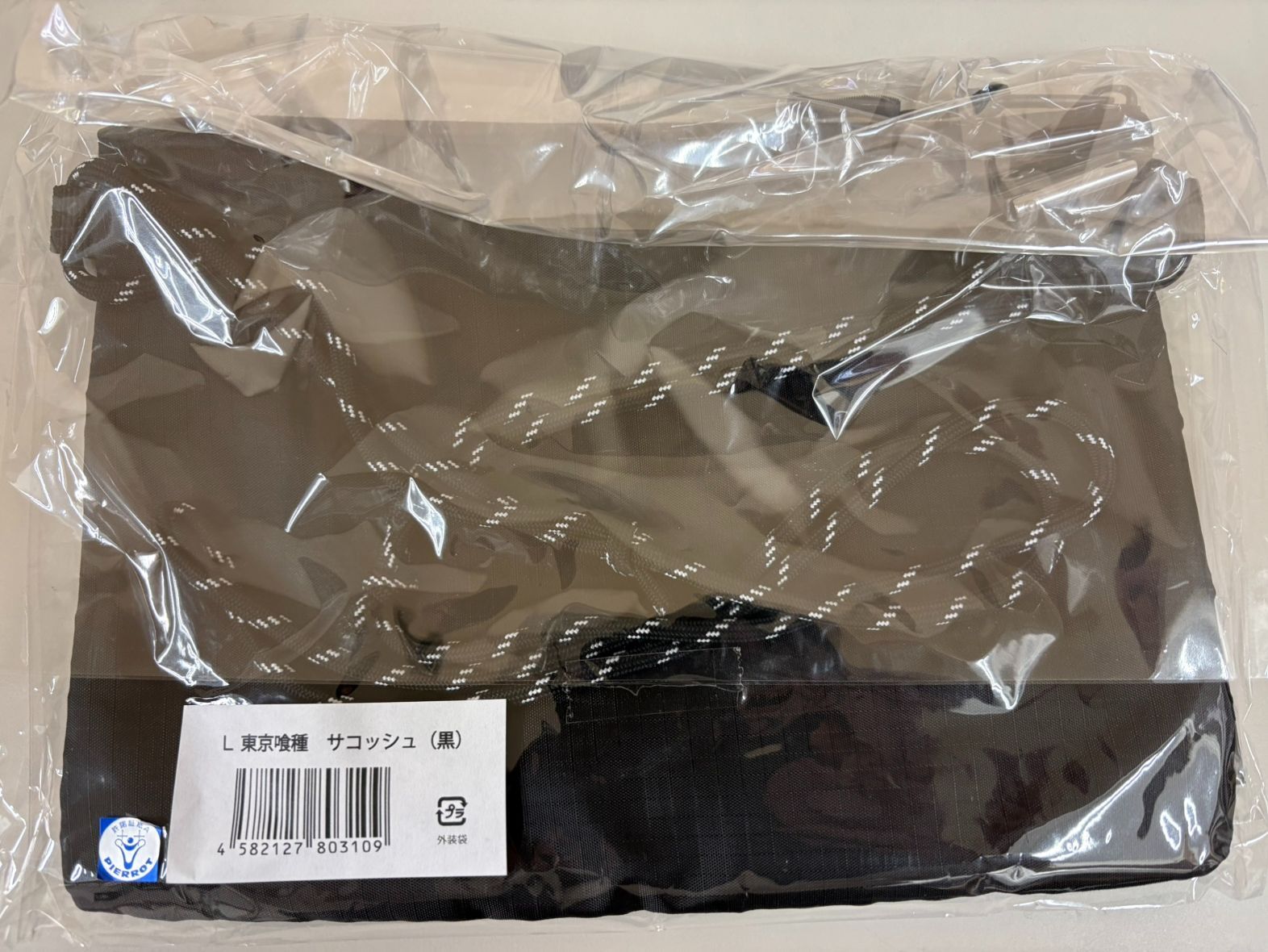 非売品】東京喰種 サコッシュ（黒） 1個 - メルカリ