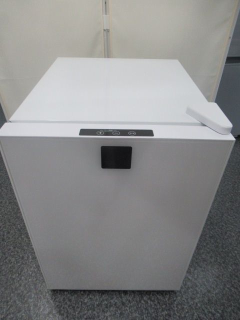 2023年製 中古品 TOHOTAIYO 1ドア 冷凍庫 TH-GTR60L-WH 動作確認済み WINCOD（ウィンコド） TOHOTAIYO 冷凍庫 家庭用 小型 ガラス扉 1ドア