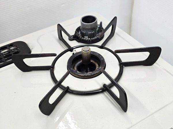 中古の都市ガスコンロ 中古品】 リンナイ Rinnai ガスコンロ 都市ガス 左強火力 水無片面焼