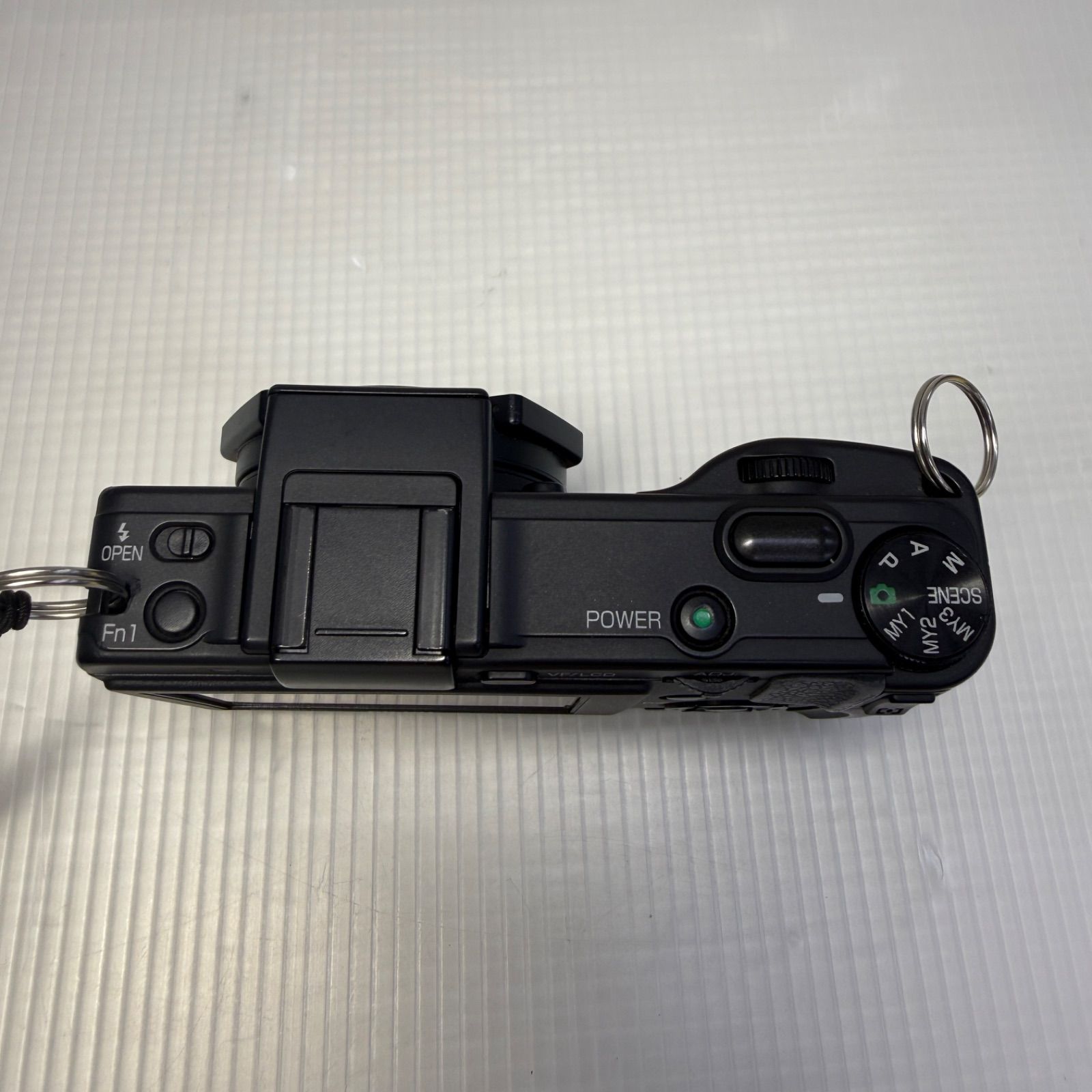 ☆リコー RICOH☆GX200 コンパクトデジタルカメラ ブラック - メルカリ