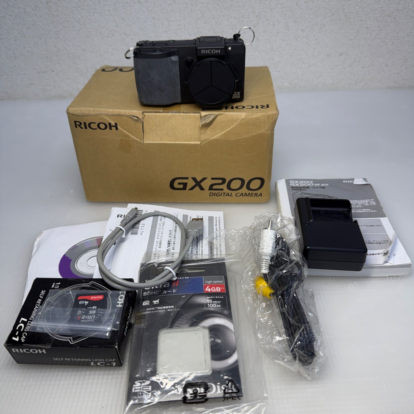 186000 現状品 RICOH リコー コンパクトデジタルカメラ GX200  ブラック [0000000000774] RICOH デジタルカメラ GX200