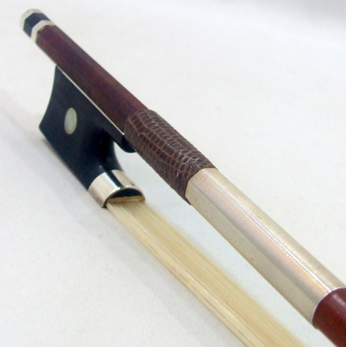 アルシェ PE1006 バイオリン 4/4弓 フェルナンブコ 毛替仕上げ済み ぺ