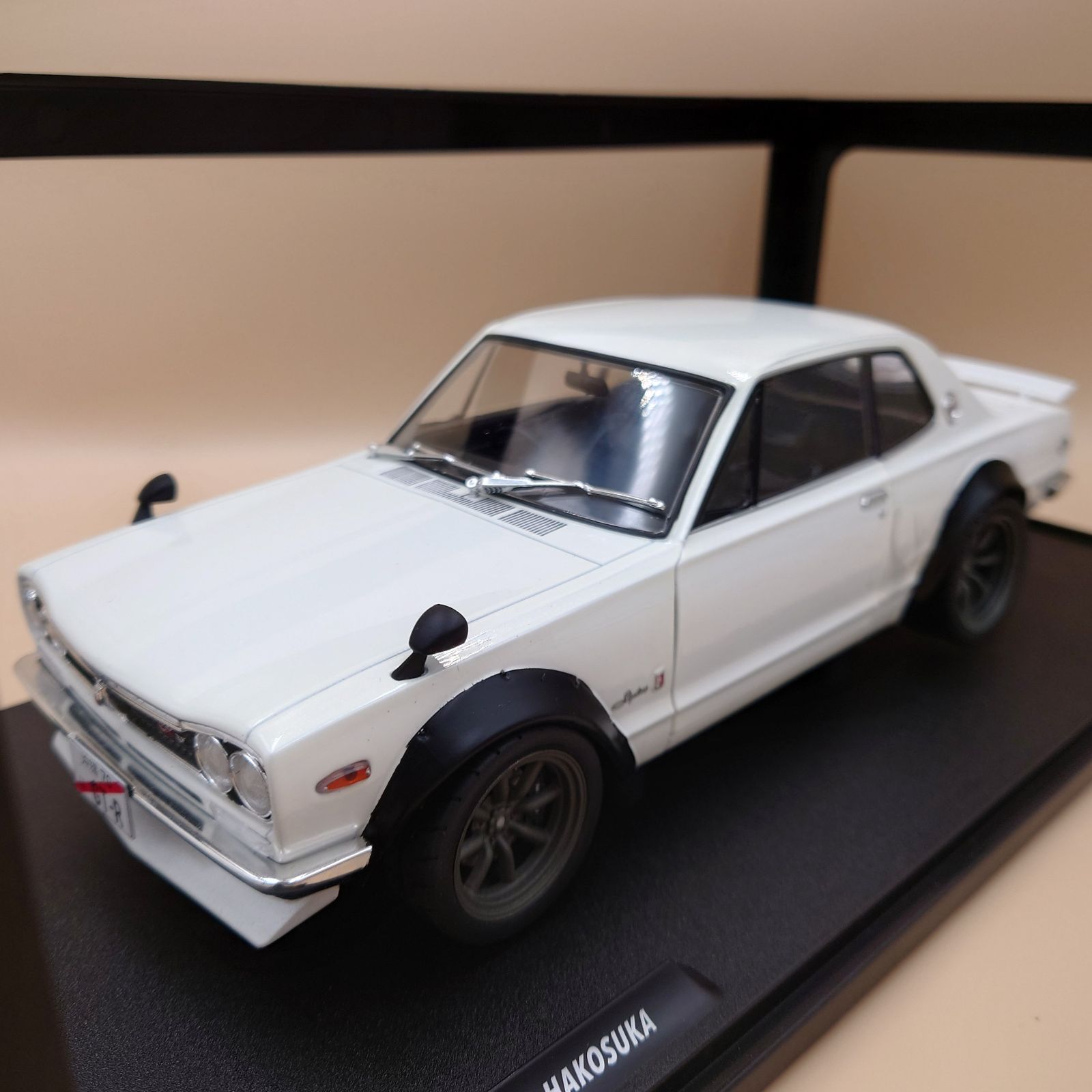 1/18 日産 スカイライン C10 ハコスカ ホワイト 1970 SOLIDO - メルカリ